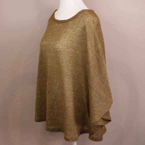 A. Giannetti Woman,  Cape Style Sweater Sz 2x - Picture 2 of 6